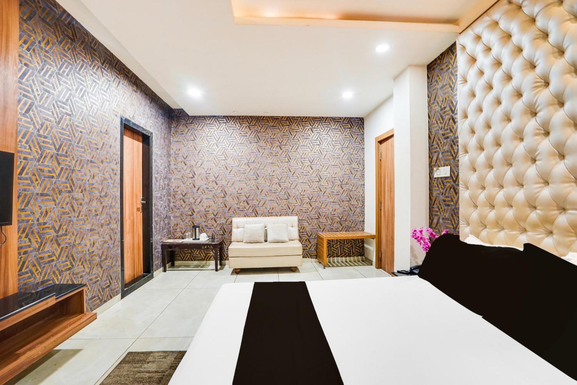 Super Townhouse Jhalawar Road Gumanpura Formerly Rockland Kota  Exterior foto